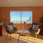 Feriehus Superior Panorama House Reine