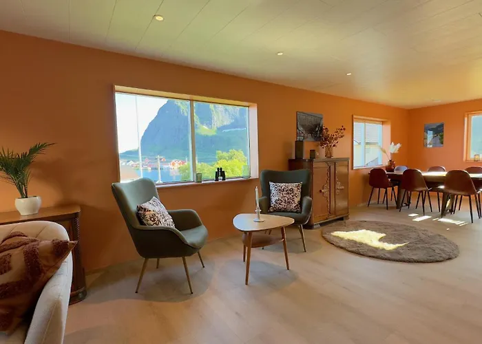 Superior Panorama House * Reine