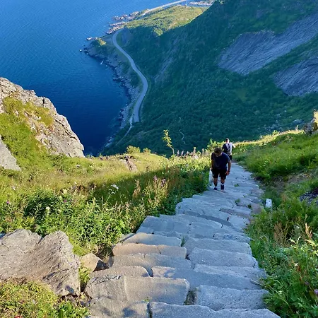 Superior Panorama House 펜션 레이네